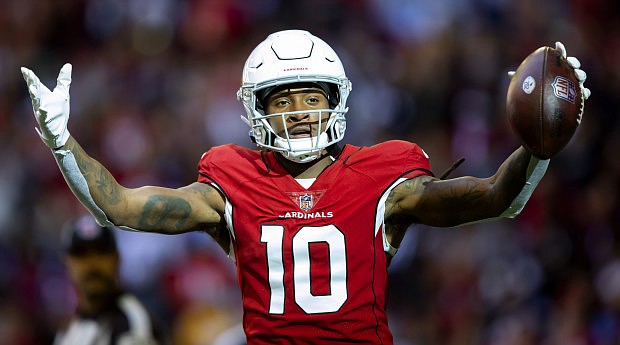 Le célèbre receveur large DeAndre Hopkins rejoint les Titans du Tennessee
